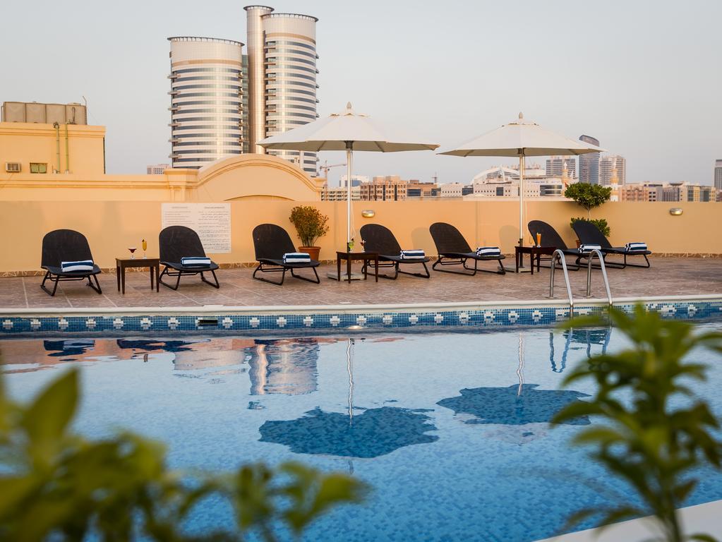 Arabian Dreams Hotel Apartments Дубай Екстериор снимка