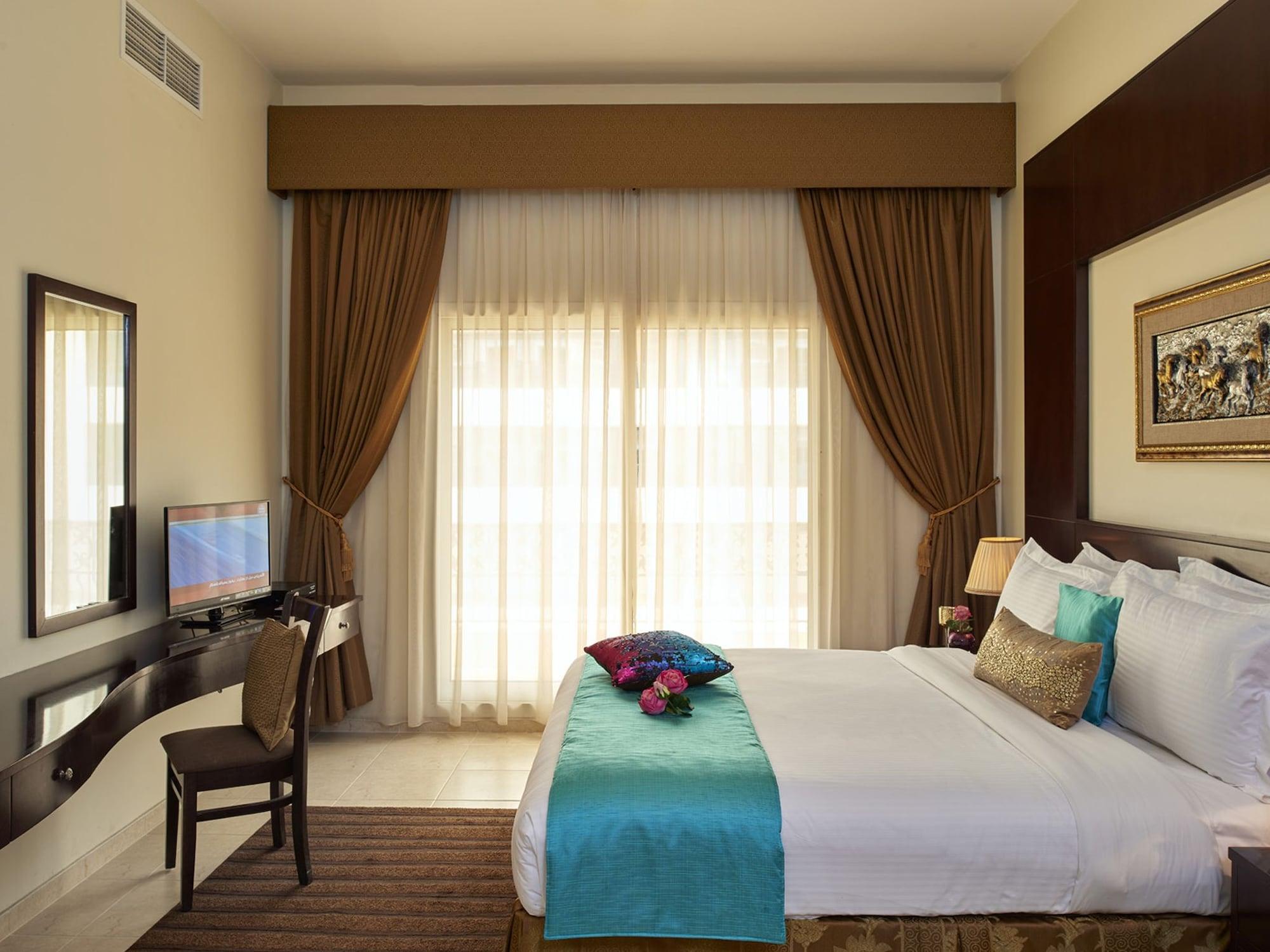 Arabian Dreams Hotel Apartments Дубай Екстериор снимка