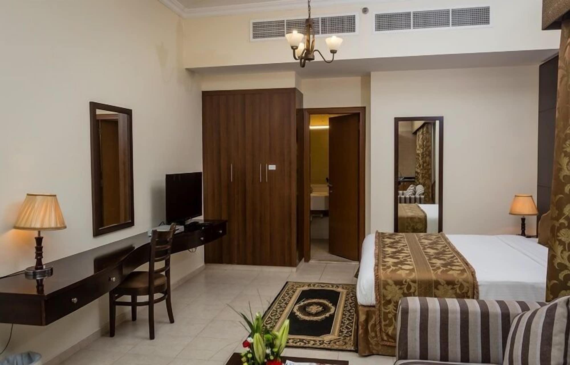 Arabian Dreams Hotel Apartments Дубай Екстериор снимка