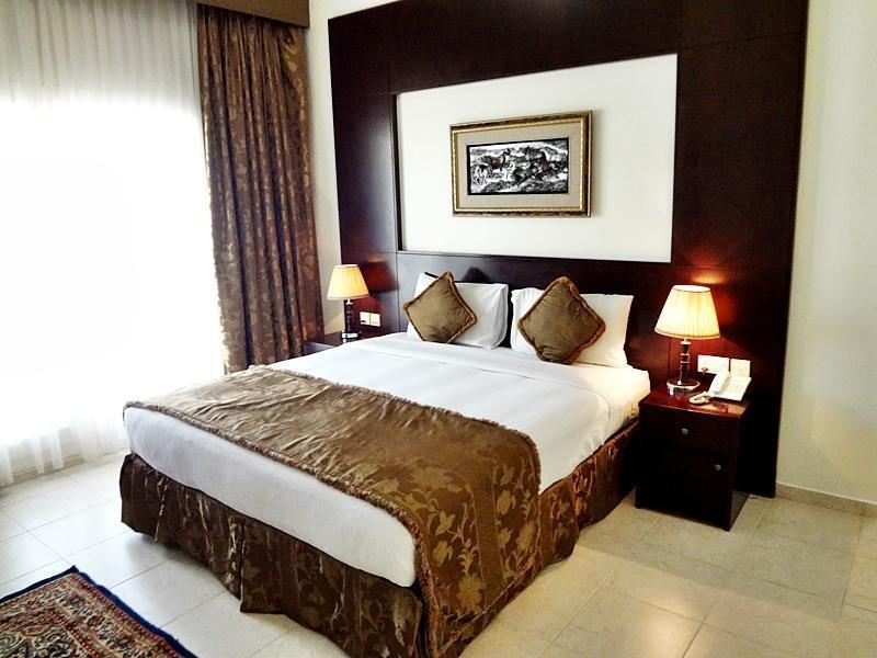 Arabian Dreams Hotel Apartments Дубай Екстериор снимка