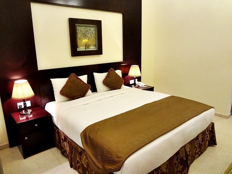 Arabian Dreams Hotel Apartments Дубай Екстериор снимка